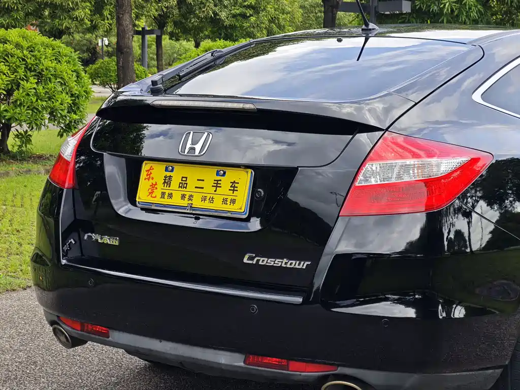 Honda Crosstour 2013 — фото 10