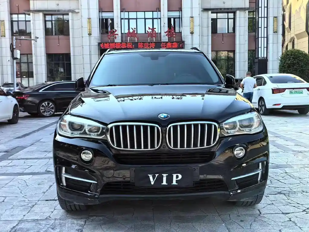 BMW X5 2015 — фото 2