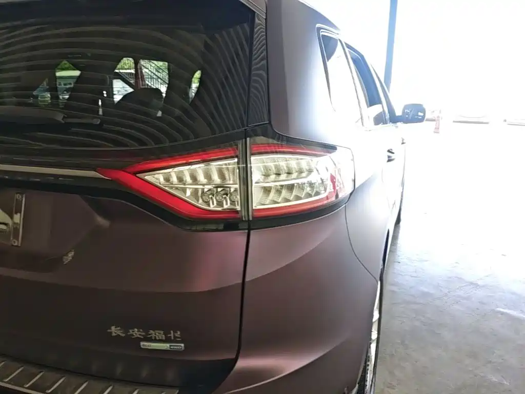 Ford Edge 2015 — фото 8