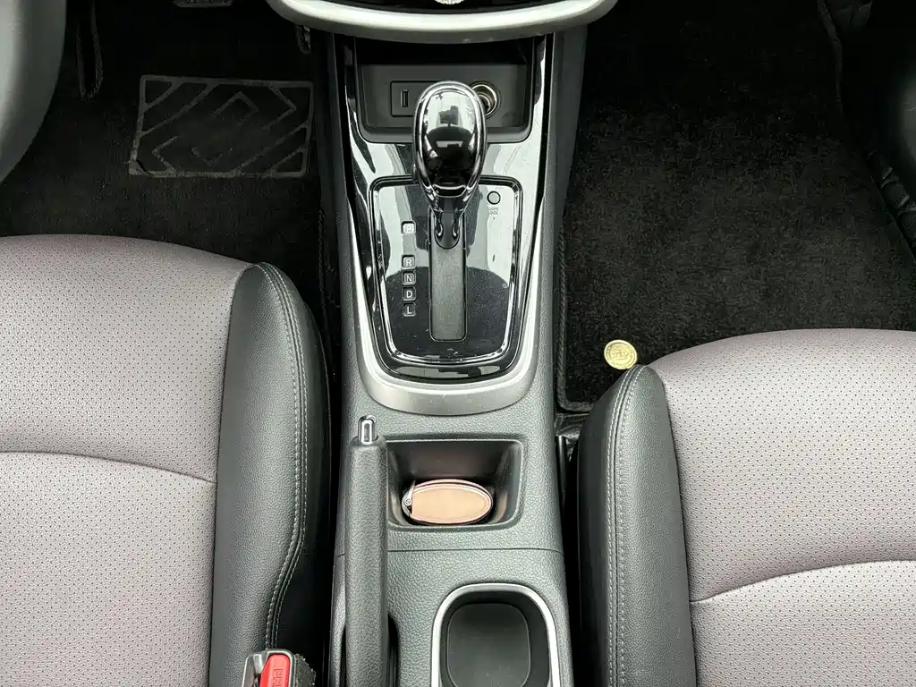 Nissan Tiida 2021 — фото 14