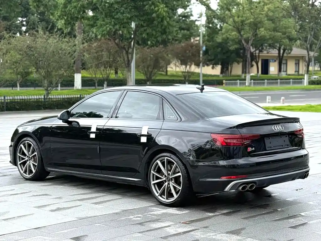 Audi S4 2019