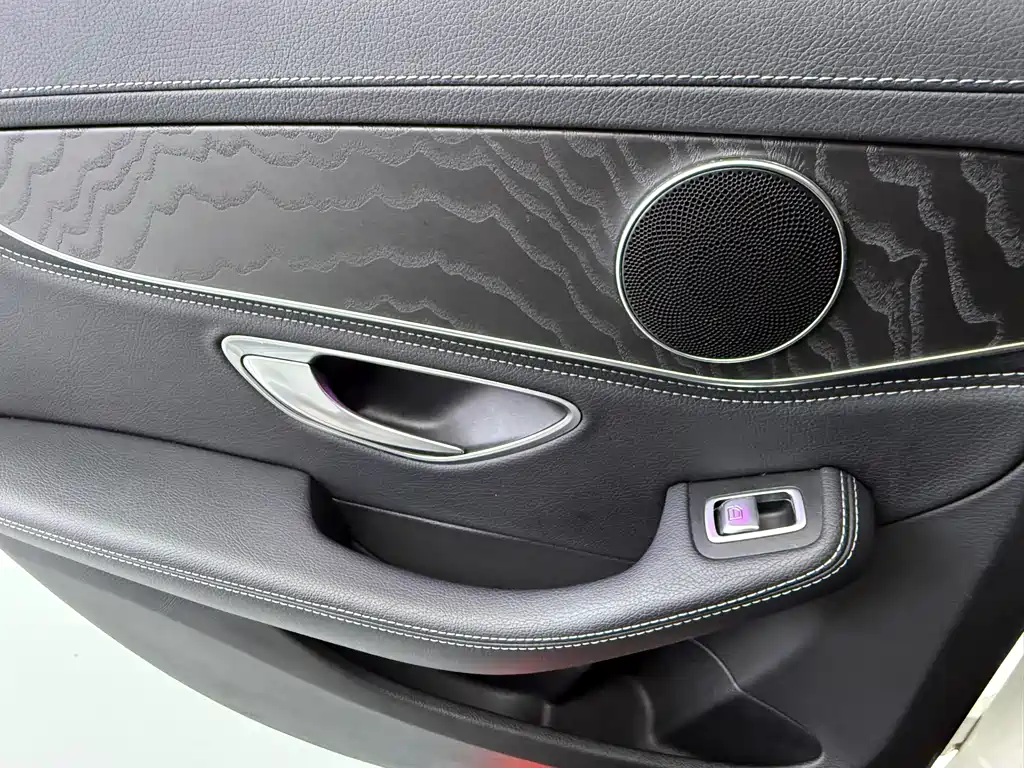 Mercedes-Benz C-Class 2020 — фото 8