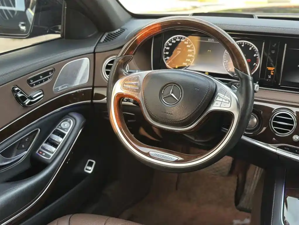 Mercedes-Benz Maybach S-Class 2016 — фото 16