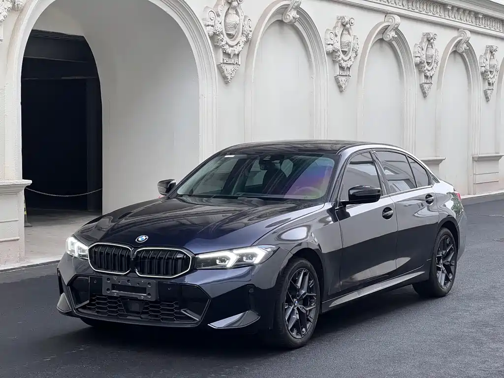 BMW 3 Series 2025 — фото 1