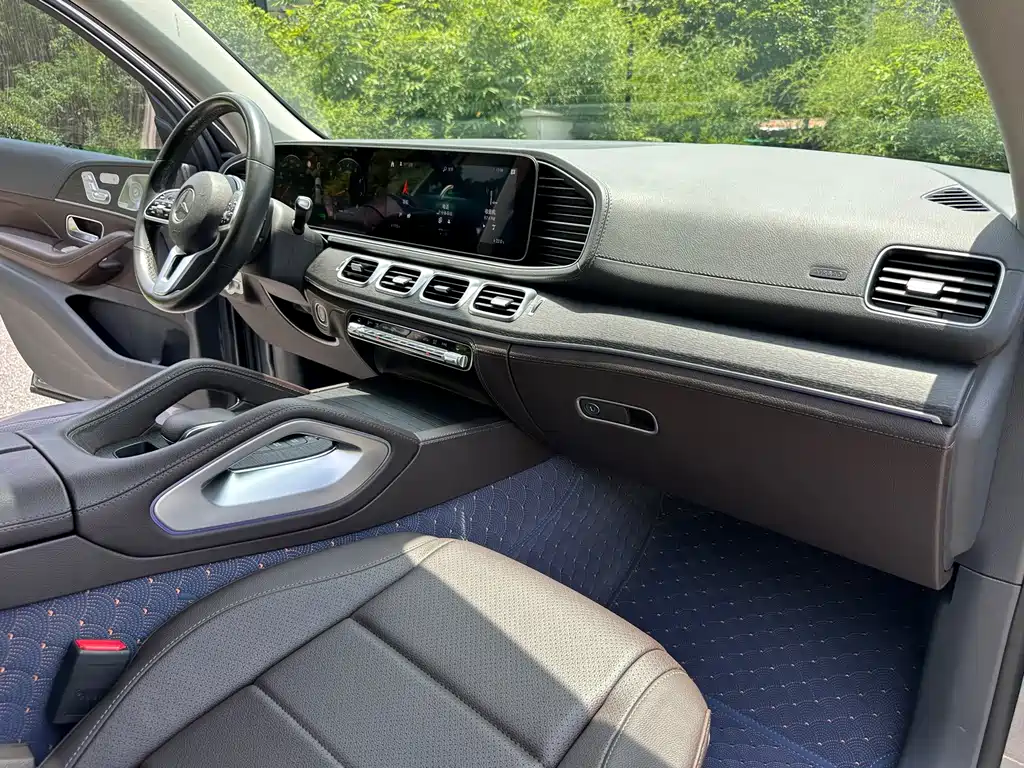 Mercedes-Benz GLE 2020 — фото 12