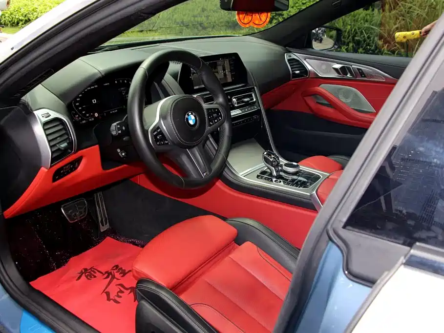 BMW 8 Series 2022