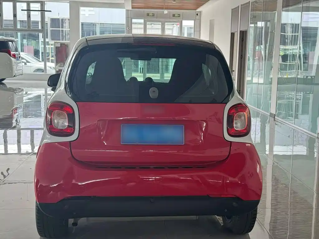smart fortwo 2017 — фото 4