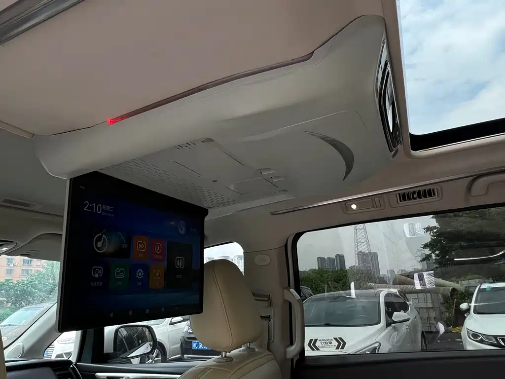 GAC Motor Trumpchi M8 2020 — фото 24