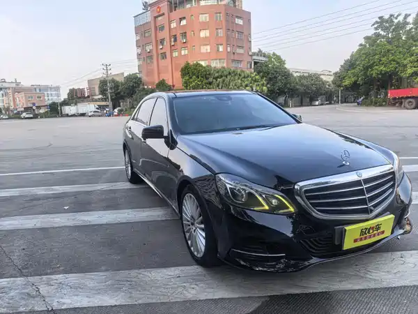 Mercedes-Benz E-Class 2013