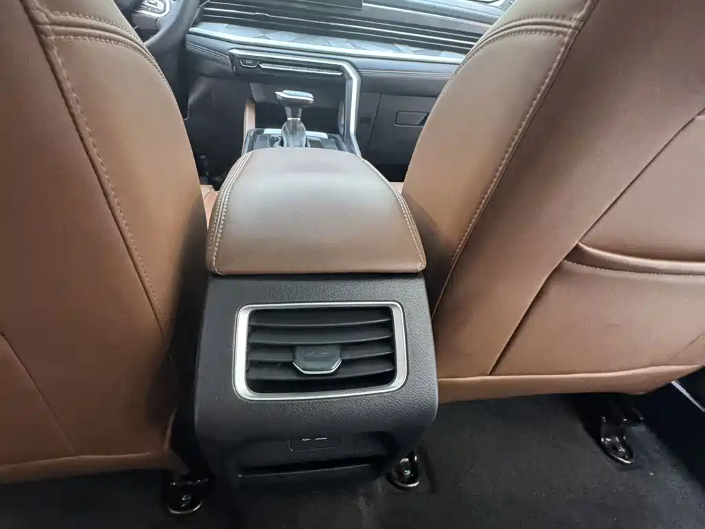 Geely Vision X6 2022 — фото 13