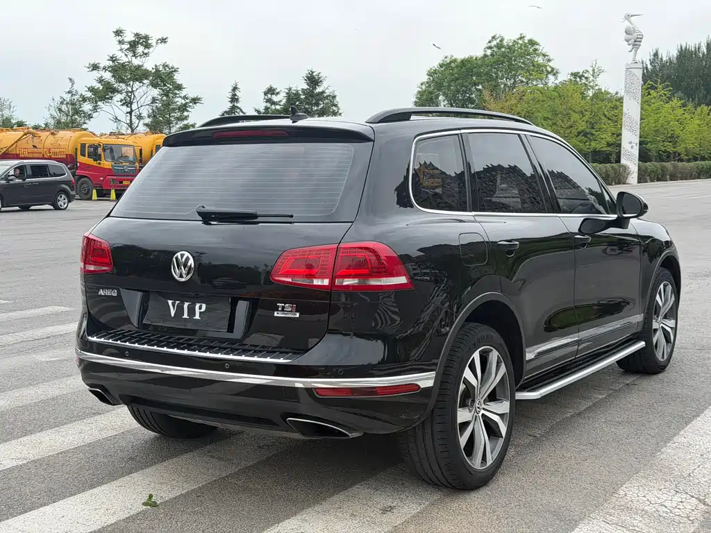 Volkswagen Touareg 2016 — фото 9