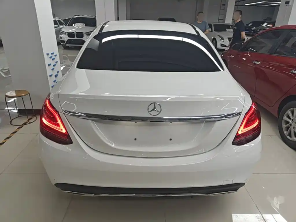 Mercedes-Benz C-Class 2019