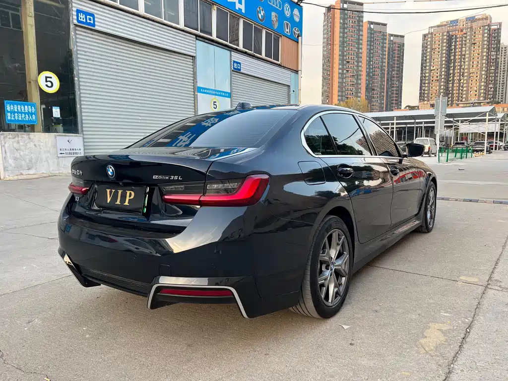 BMW i3 2024 — фото 15