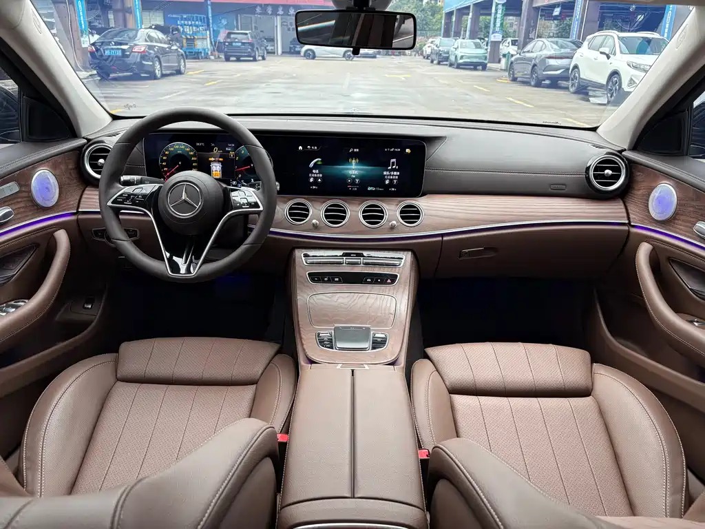 Mercedes-Benz E-Class 2023 — фото 8