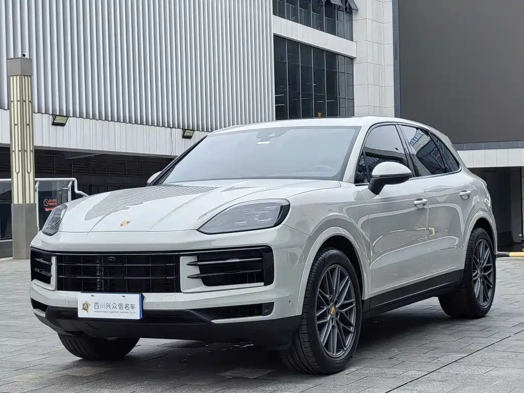 Porsche Cayenne 2024