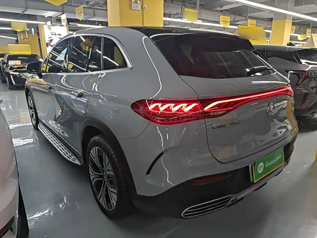 Mercedes-Benz EQE SUV 2023