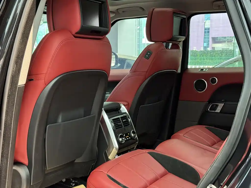 Land Rover Sport 2022 — фото 17