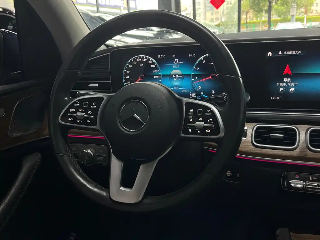 Mercedes-Benz GLE 2019 — фото 16