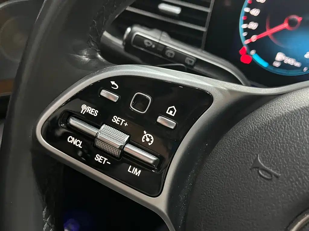 Mercedes-Benz GLE 2019 — фото 20