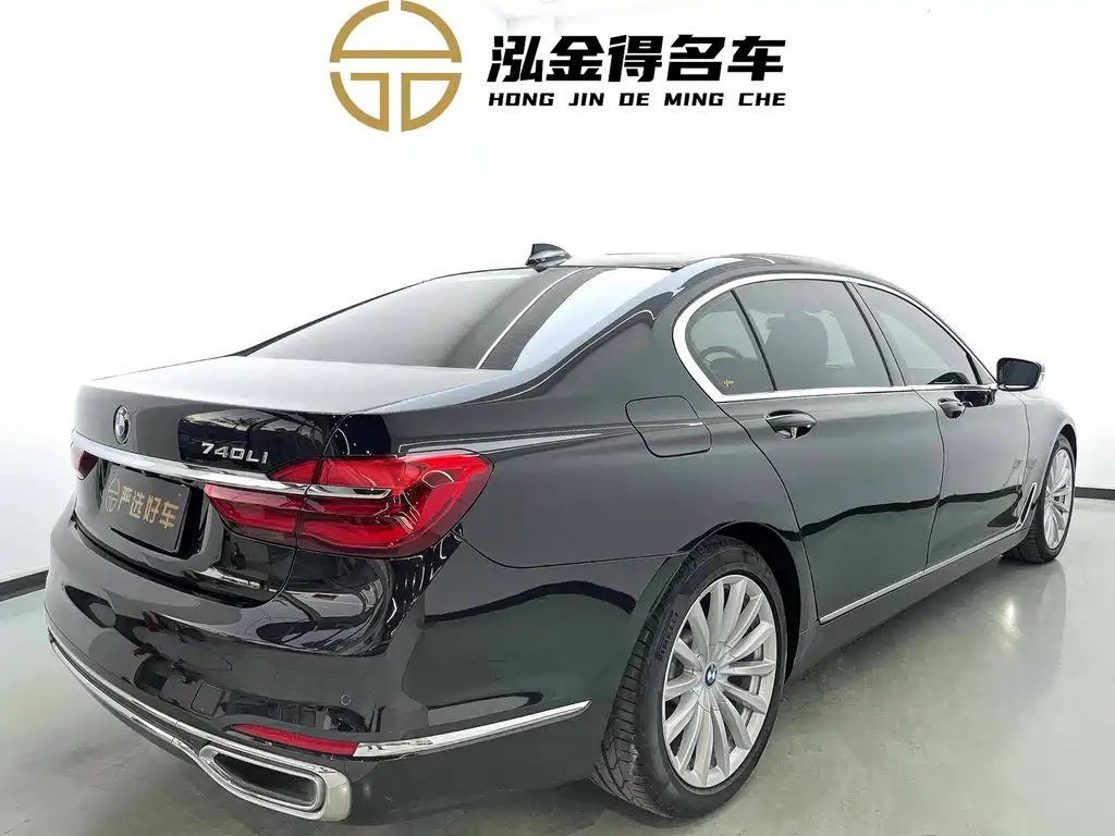 BMW 7 Series 2018 — фото 6