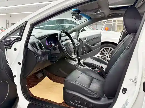 Kia K3 2014