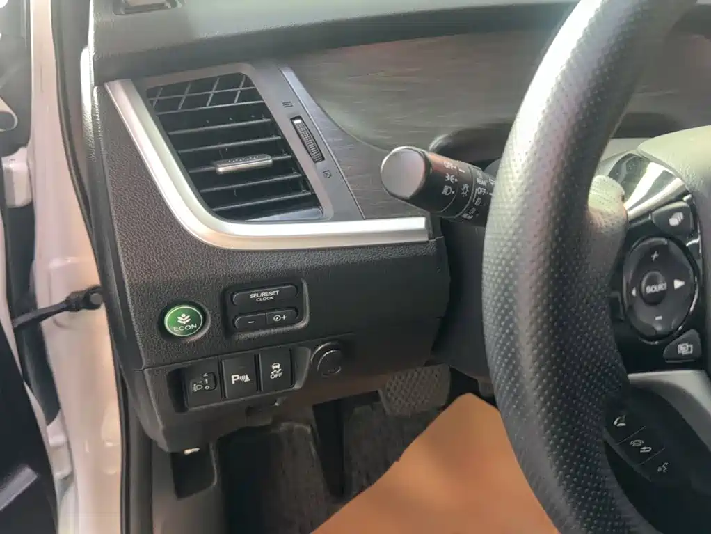 Honda Jade 2016 — фото 19