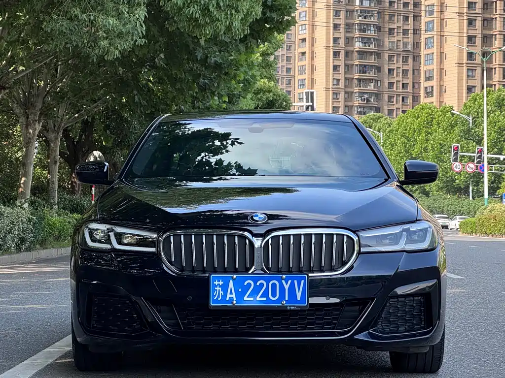 BMW 5 Series 2023