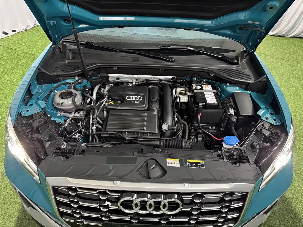 Audi Q2L 2022 — фото 17