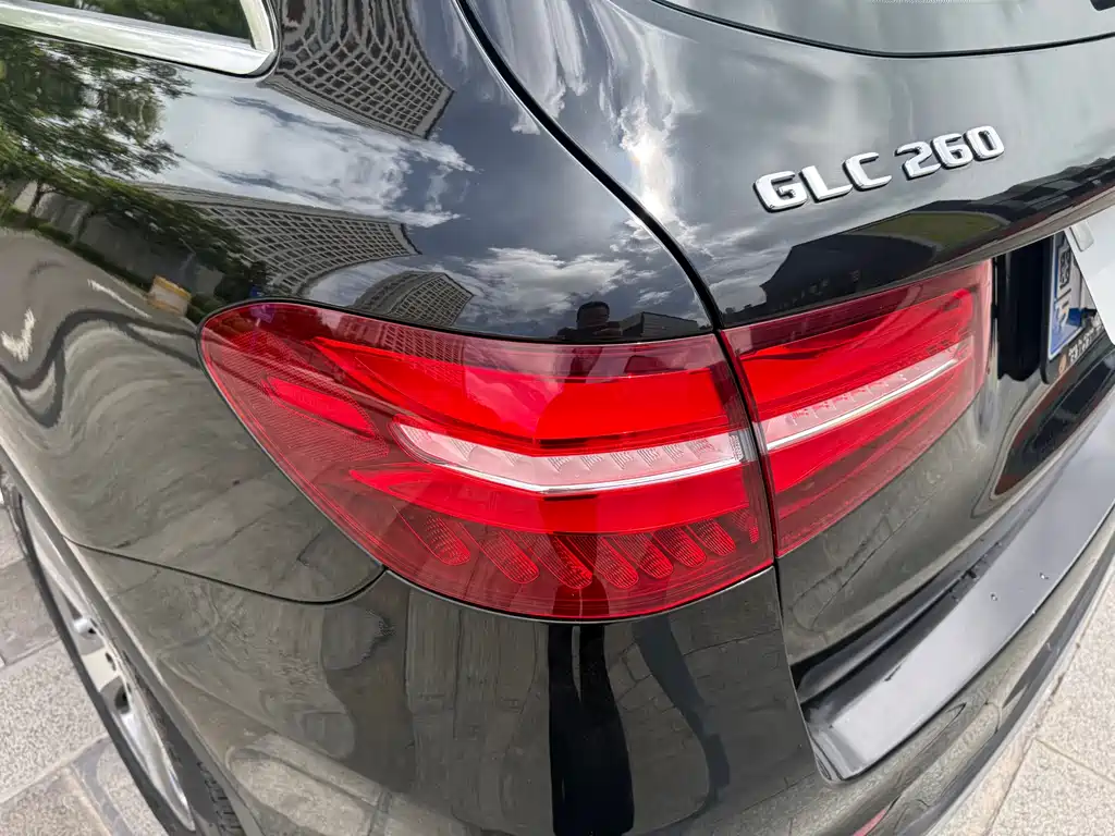 Mercedes-Benz GLC 2017 — фото 38