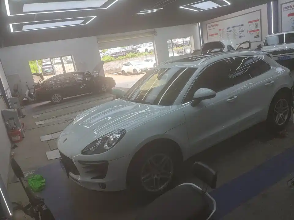 Porsche Macan 2017