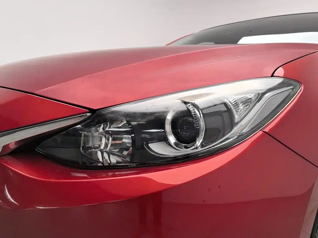 Mazda 3 Axela 2016 — фото 7