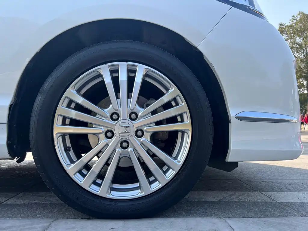 Honda Elysion 2019 — фото 14