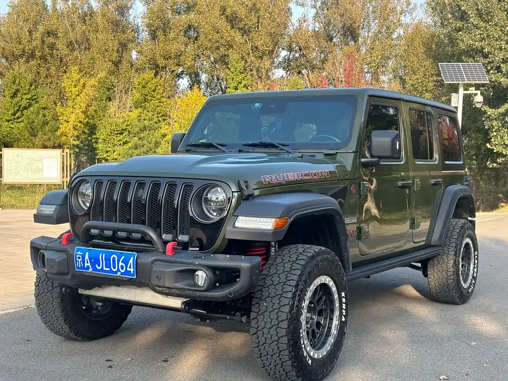 Jeep Wrangler 2021 — фото 1