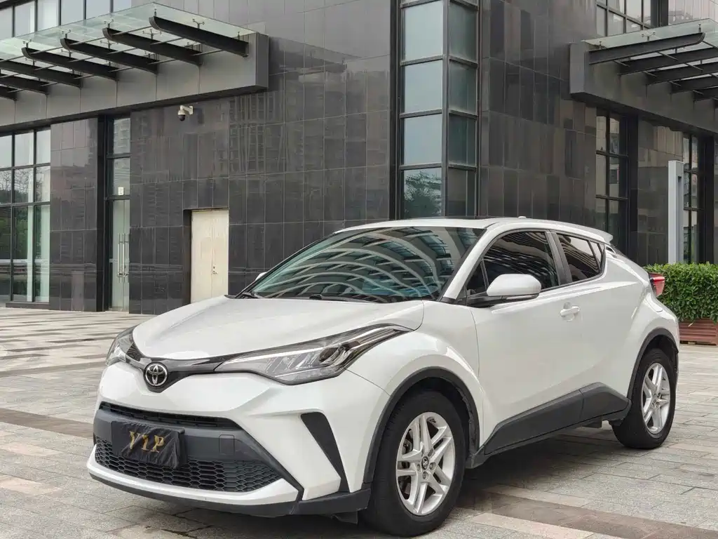 Toyota C-HR 2022 — фото 3