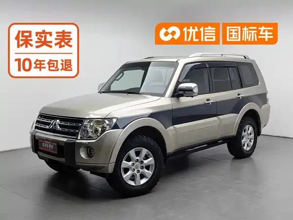 Mitsubishi Pajero 2011