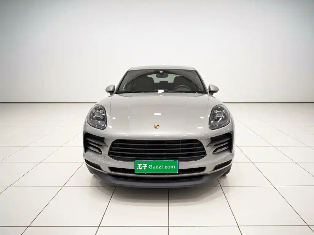 Porsche Macan 2021 — фото 2