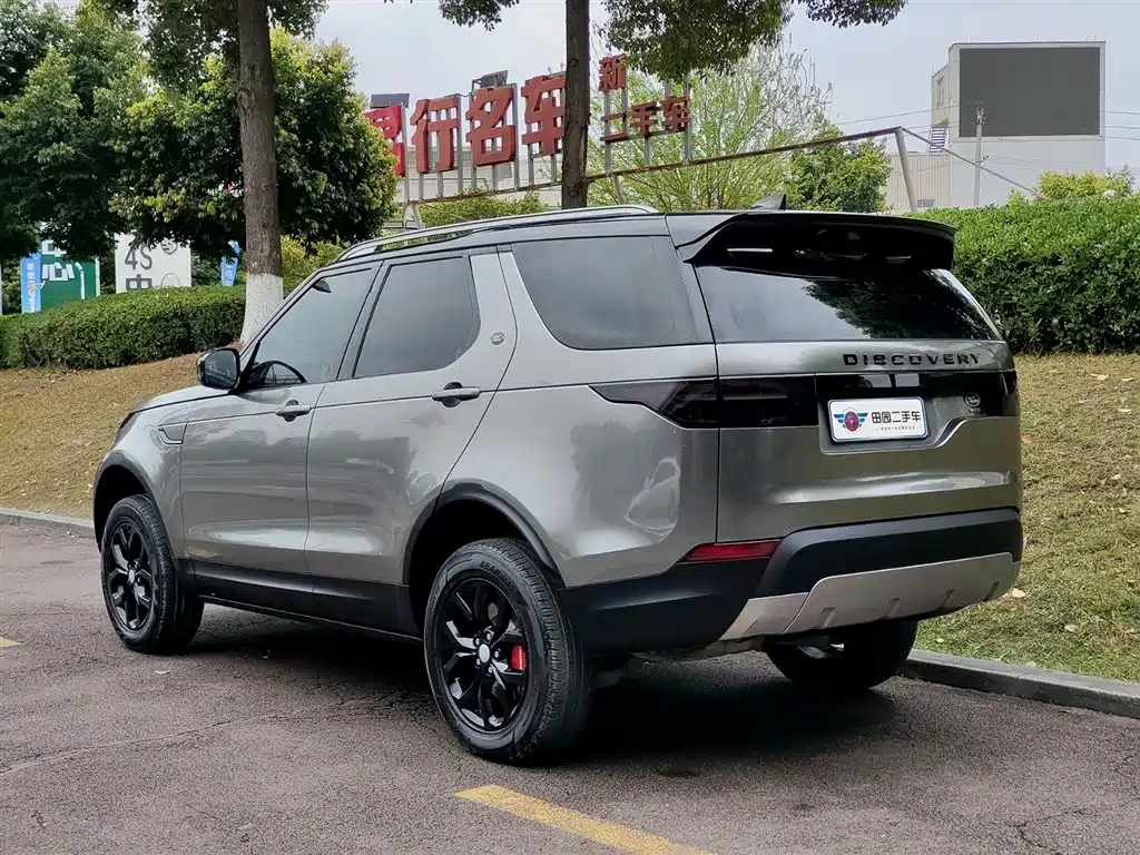 Land Rover Discovery 2018 — фото 4