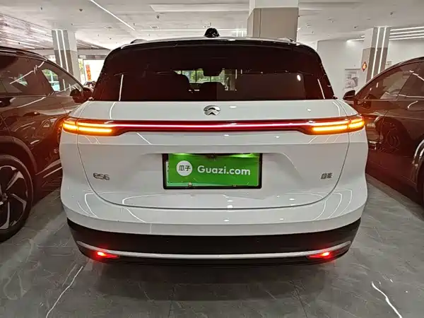 NIO ES6 2025