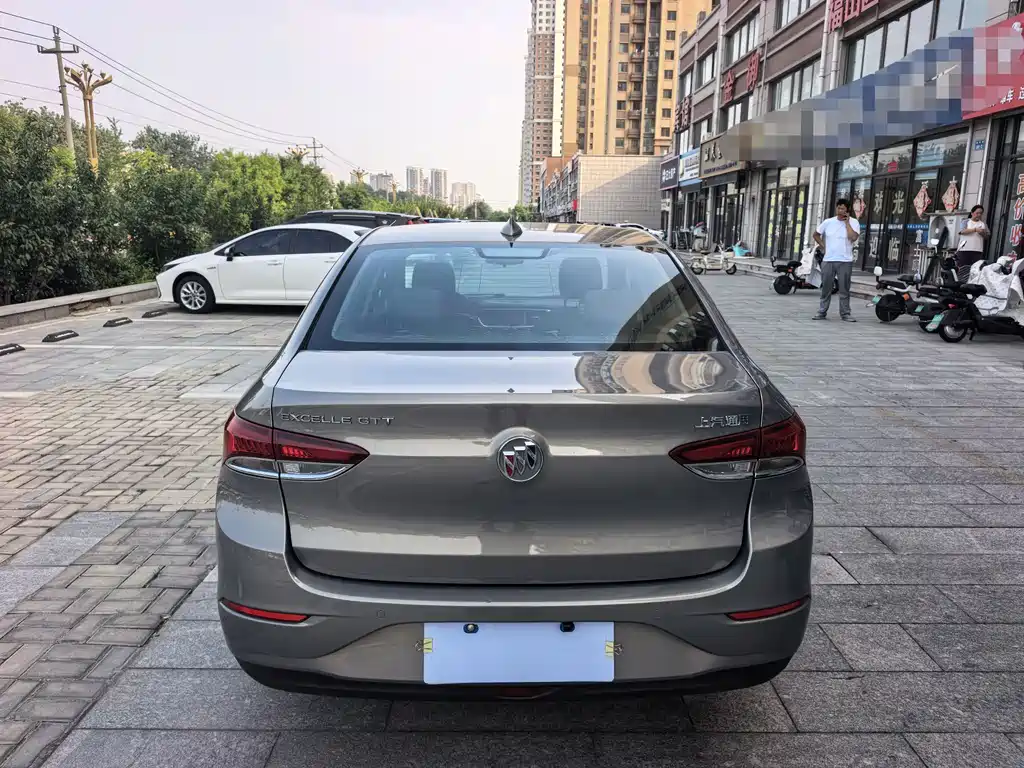 Buick Excelle 2018 — фото 8