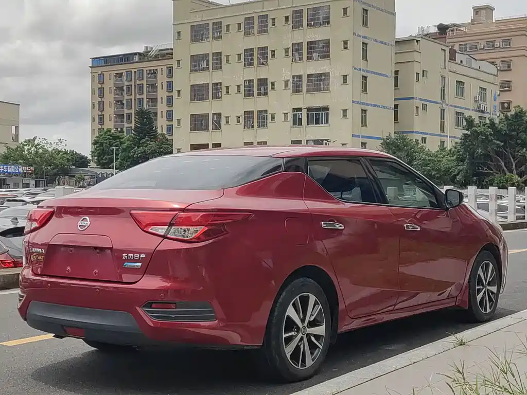 Nissan Bluebird 2016