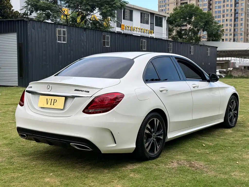 Mercedes-Benz C-Class 2018
