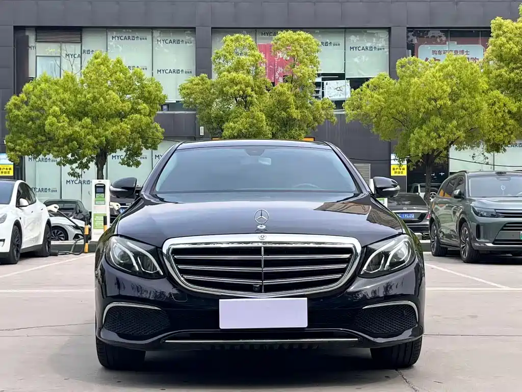 Mercedes-Benz E-Class 2019