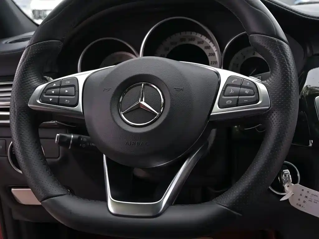 Mercedes-Benz CLS 2017 — фото 13