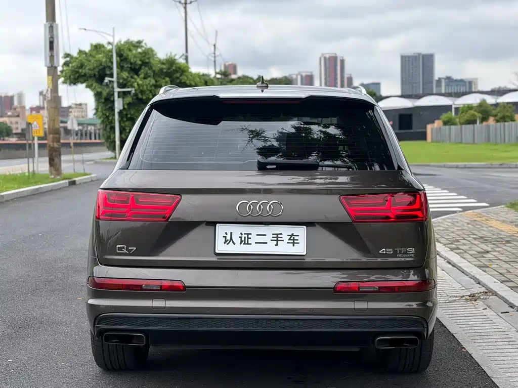 Audi Q7 2016 — фото 5