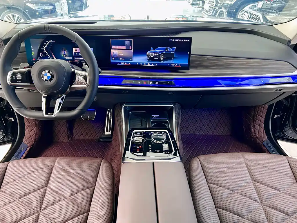 BMW 7 Series 2024 — фото 9