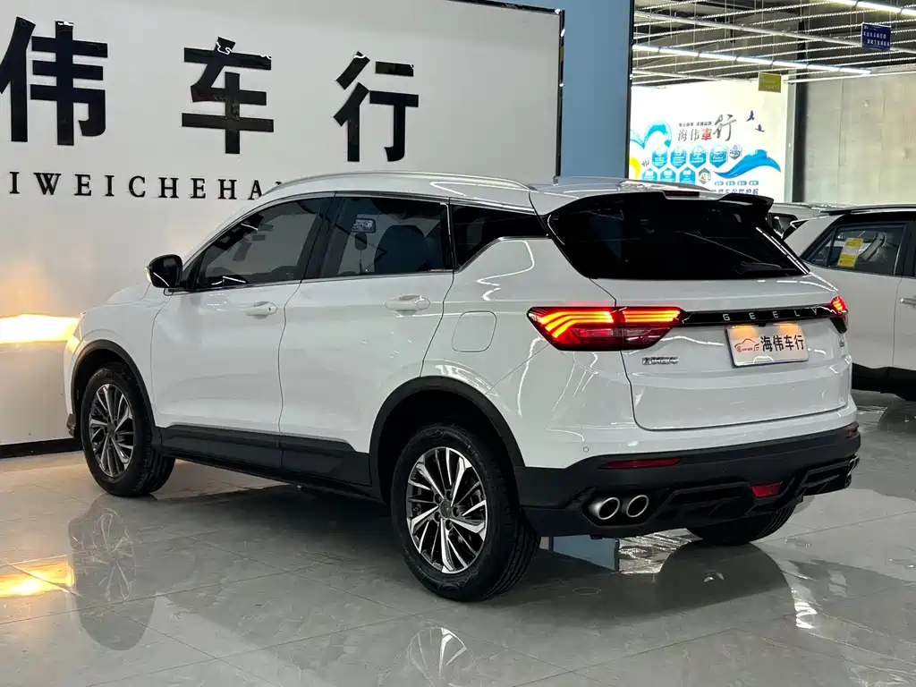 Geely Binyue 2022 — фото 10