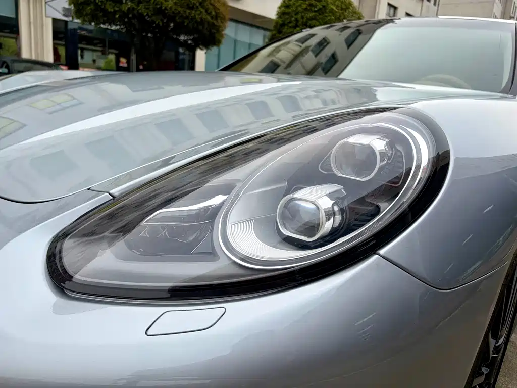 Porsche Panamera 2014 — фото 16