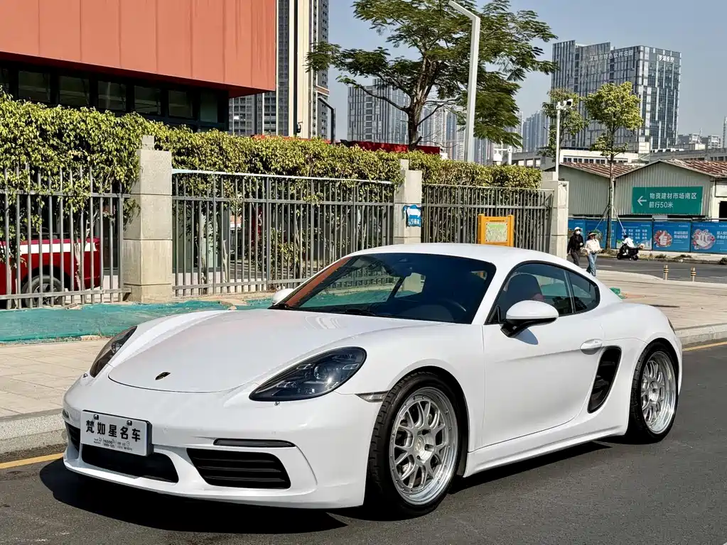 Porsche 718 2017 — фото 1
