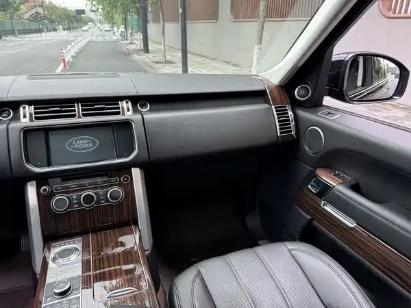 Land Rover Range Rover 2016