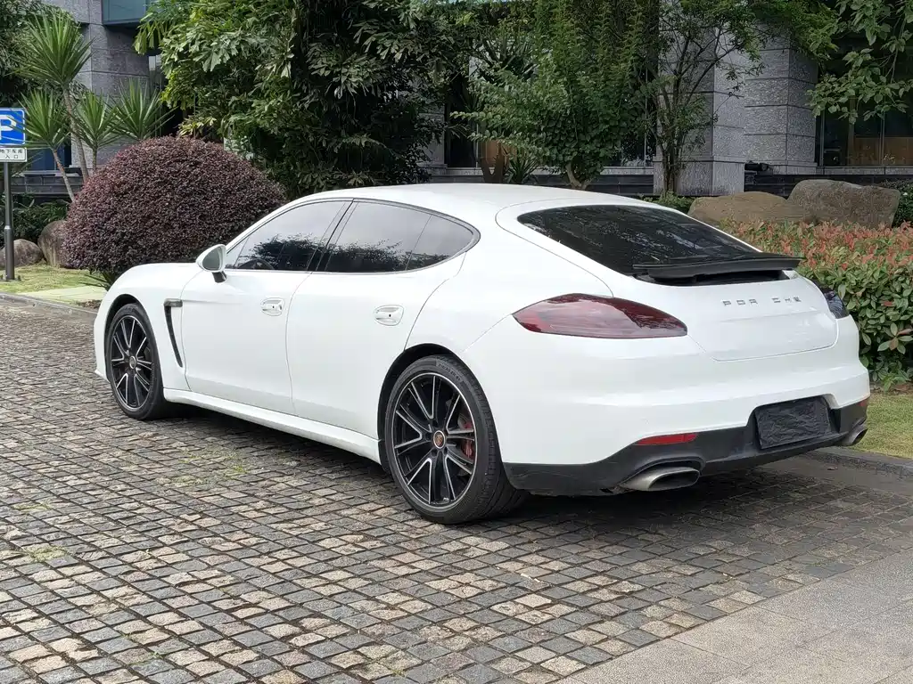 Porsche Panamera 2014 — фото 5